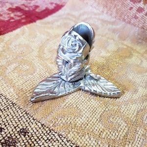 Rose Candlestick flower bud frog holder